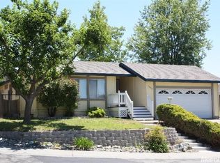 3894 Parkway Pl, Auburn, CA 95602