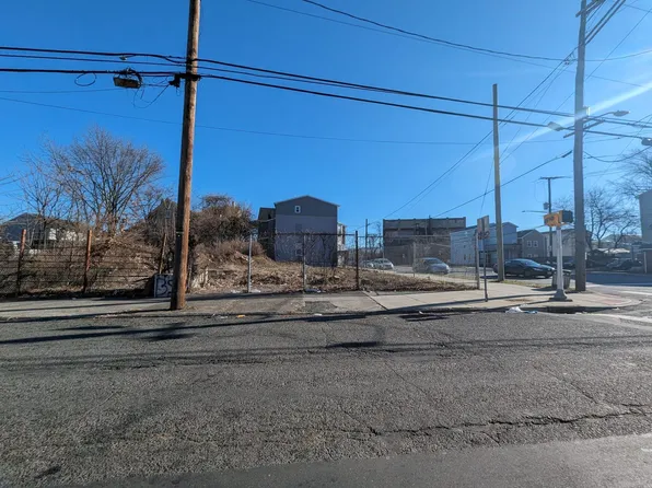 144-146 N Main St, Paterson, NJ 07522