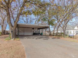 507 E 2nd St, Burkburnett, TX 76354