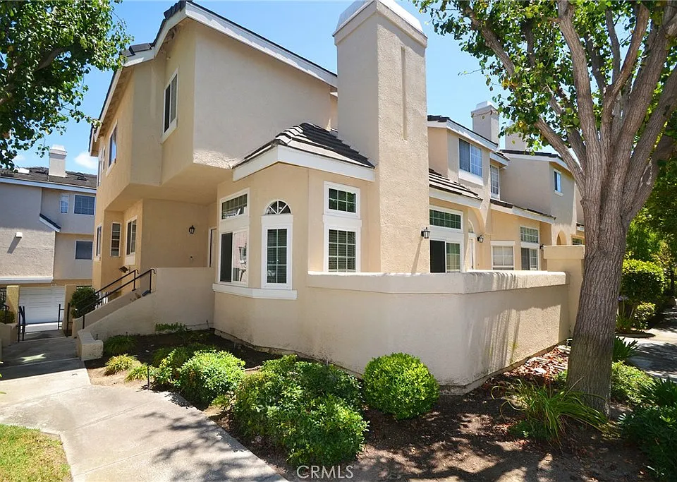 2300 Maple Ave #200
