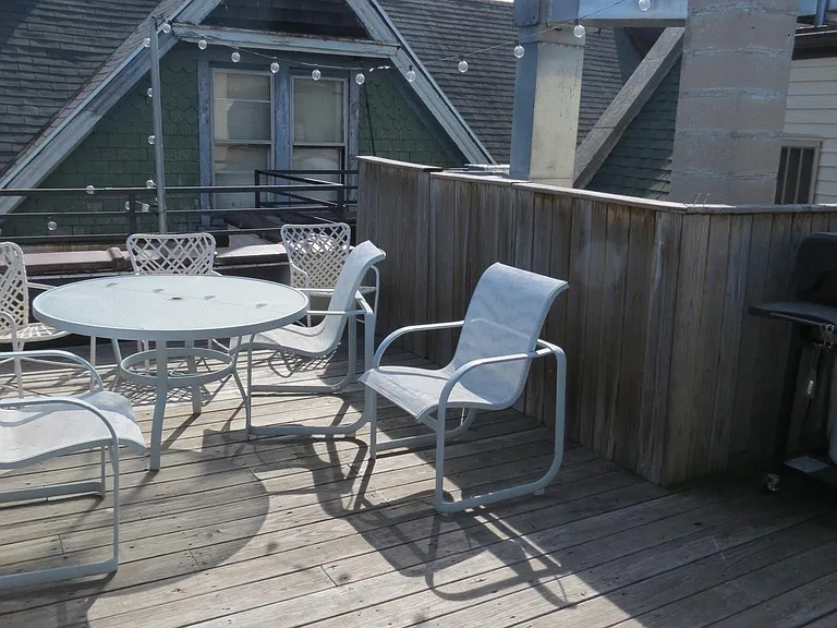 1203 E Brady St #C — Photo 4