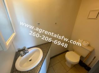 2624 Maumee Ave, Fort Wayne, IN 46803