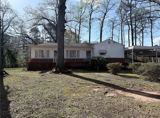1847 Derrill Dr, Decatur, GA 30032
