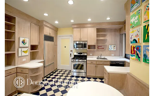 Sold by Douglas Elliman | media 12