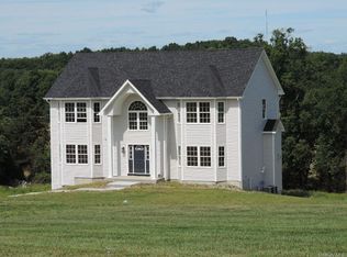 30 Meadow Dr, Wappingers Falls, NY 12590