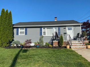 19 Phyllis Rd, Freehold, NJ 07728