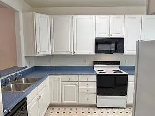 8737 Courage Ct — Photo 4