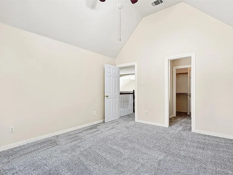 4568 Saint James Dr — Photo 15