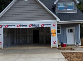 27 Red Ridge Ln, Black Mountain, NC 28711