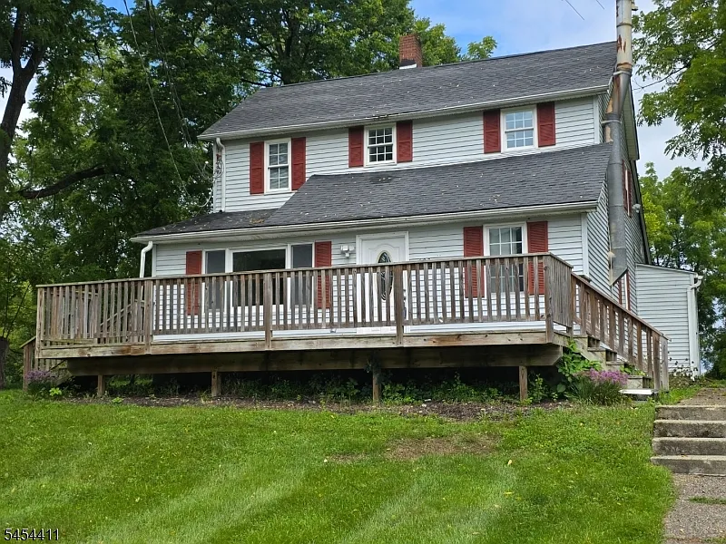 693 Townsbury Rd