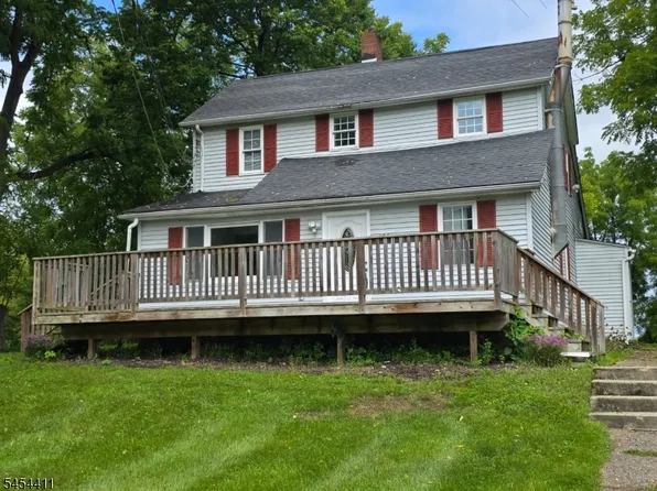 693 Townsbury Rd, Great Meadows, NJ 07838