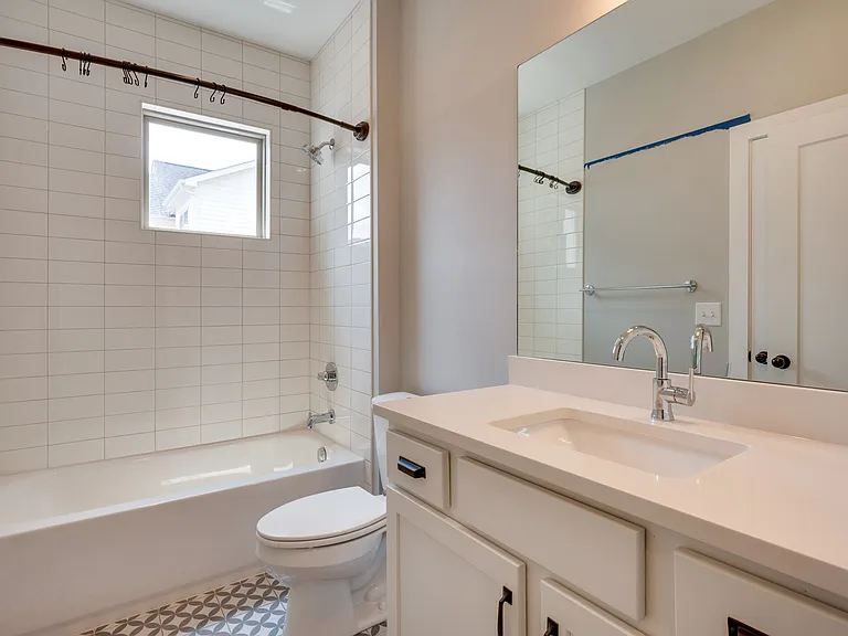 231 Thompson Park Dr — Photo 18