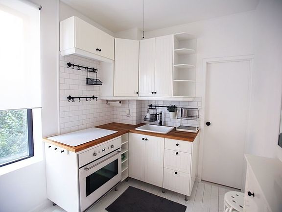 5th image of 8 W 119th St APT 12A