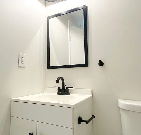 8 E Sycamore St #2 — Photo 7