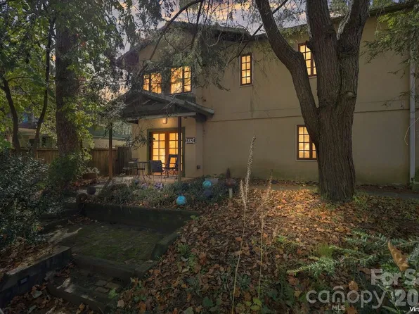 297 Hillside St, Asheville, NC 28801