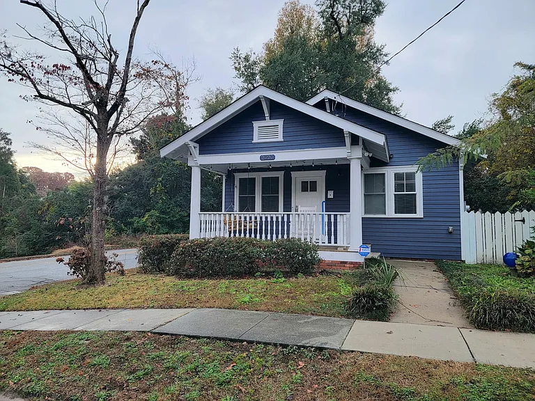 2020 Wolcott Ave — Photo 1