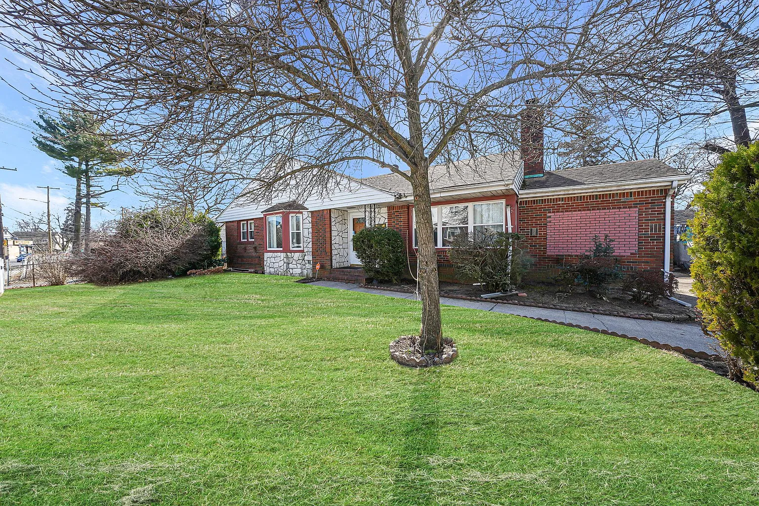 143 Park Avenue photo 1