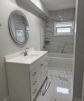 5th image of 380 Main St Floor 2
