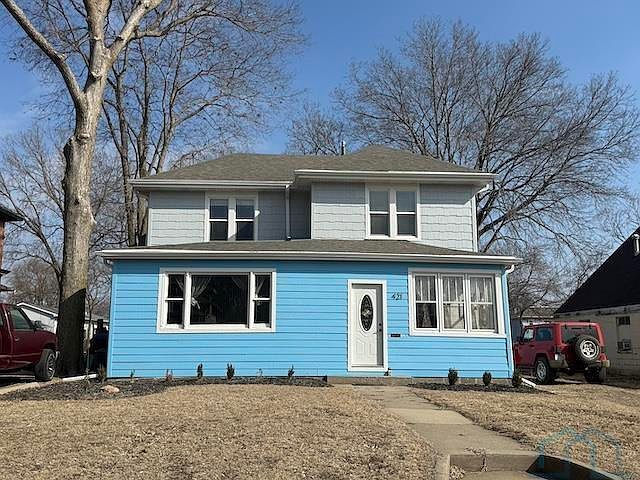 1st image of 421 Cottage Ave