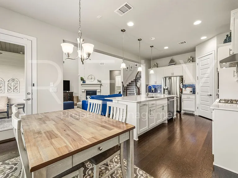 240 Cross Timbers Dr — Photo 12