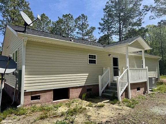 2nd image of 336 Armstrong Rd