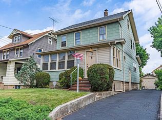 32 Erie St, Dumont, NJ 07628