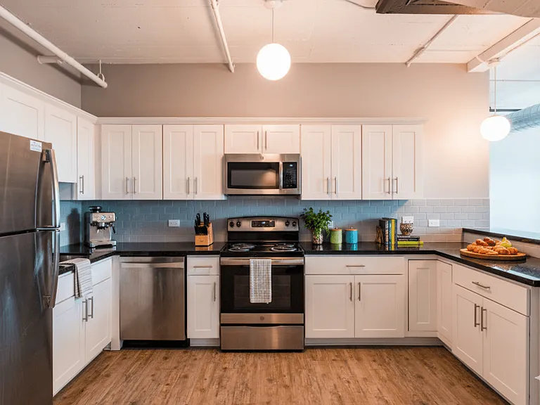 Mid City Apartments — Photo 13