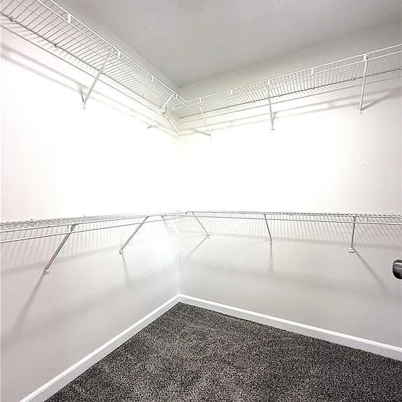 2150 Lexington Ln — Photo 13
