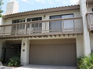 637 Kendale Ln, Thousand Oaks, CA 91360