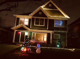 693 S Swain Ave, Elmhurst, IL 60126