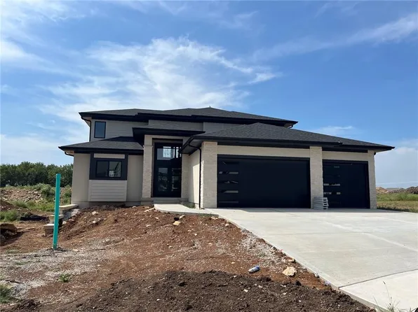 11803 W 181st Ter, Overland Park, KS 66013