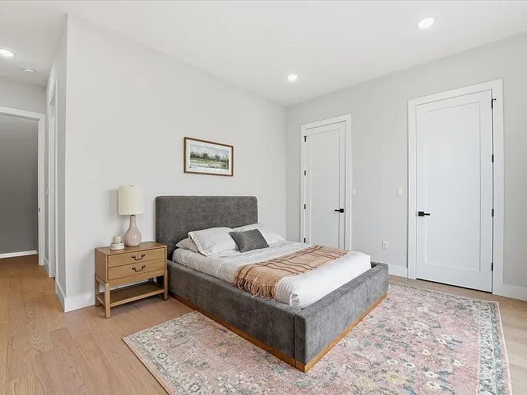 221 Columbia Ave #1 — Photo 4