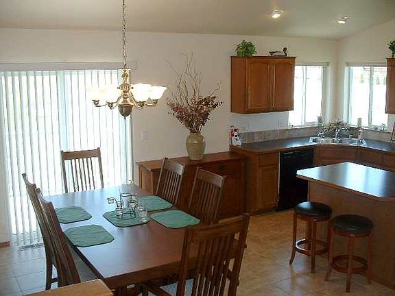 3rd image of 21502 S Cottonwood Springs Blvd
