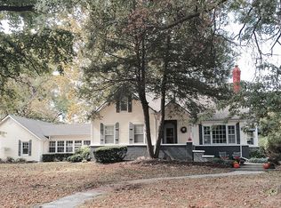 1217 S Main St, Carthage, MO 64836