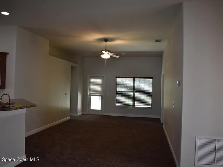 4063 Palladian Way — Photo 6