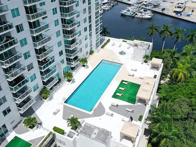 1871 NW South River Dr #1804 — Photo 17