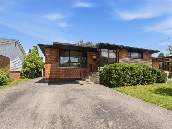 1141 Mohawk Rd E, Hamilton, ON L8T 2S4