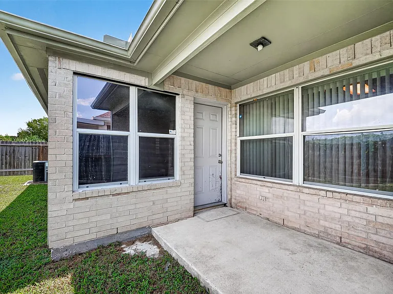 9241 Clearwood Landing Blvd — Photo 43
