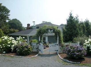 576 Tuckerman Ave, Middletown, RI 02842