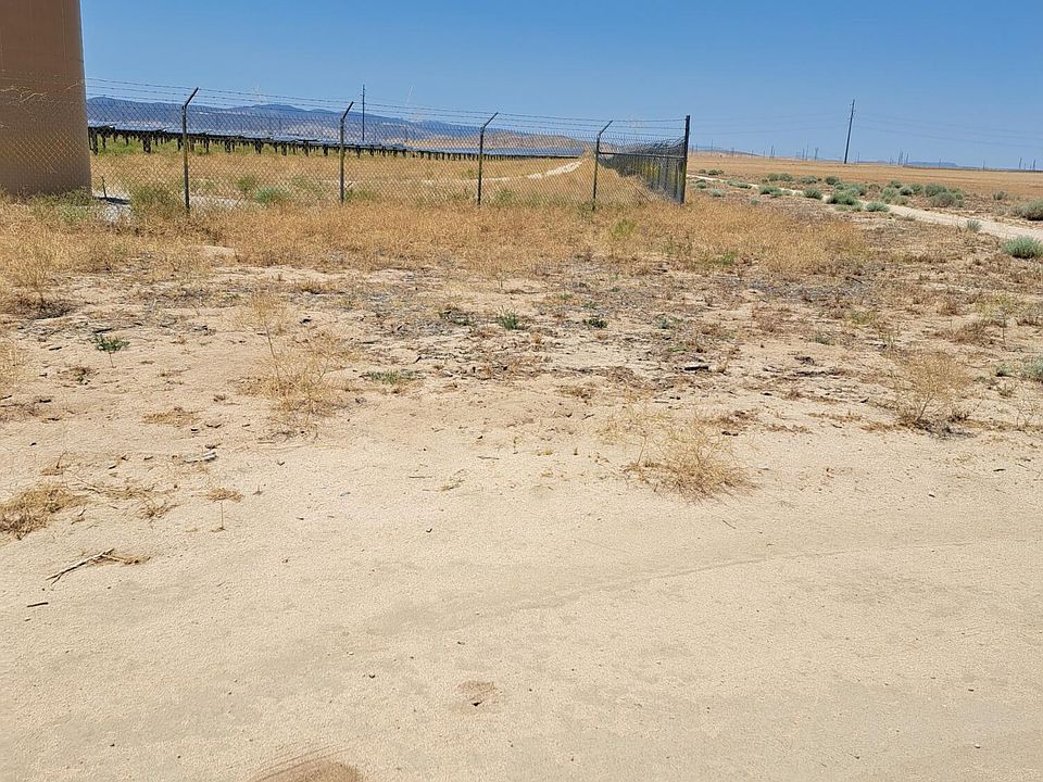 2nd image of 0 104th St E