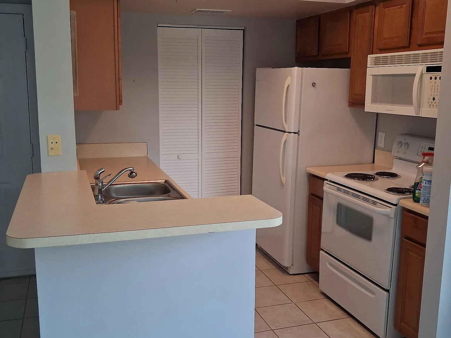 1 bed, 623 sqft, $1,350 — Photo 3