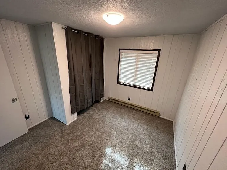 303 Dudley Ave — Photo 2
