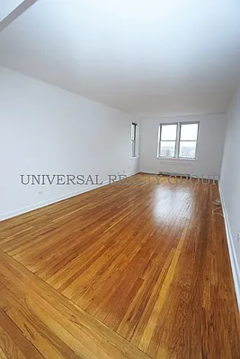 Sold by Universal Realty Group | media 25