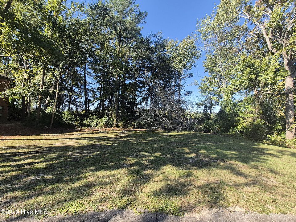 1st image of 2911 Raes Creek Road