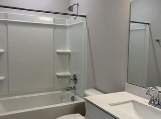 320 Hawthorne View Ct, Fuquay Varina, NC 27526