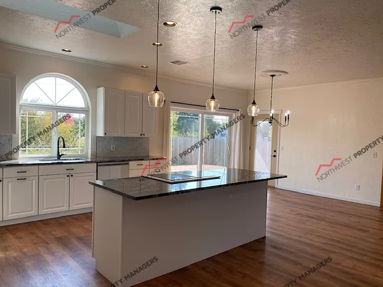 116 Taylor Rd — Photo 10