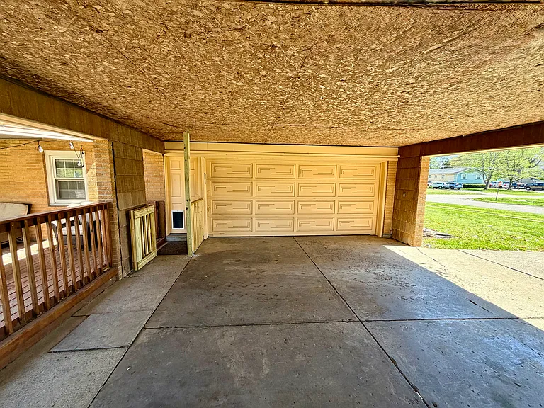11004 Lehr Rd — Photo 7