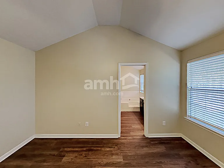 119 Hidden Creek Dr — Photo 10
