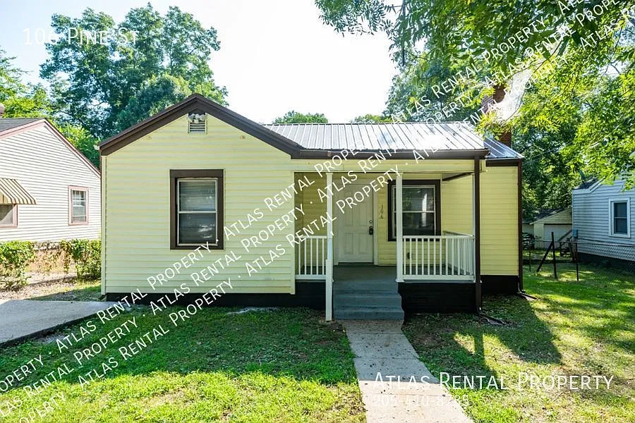 106 Pine St