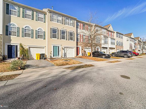 3rd image of 1724 Jennifer Meadows Ct